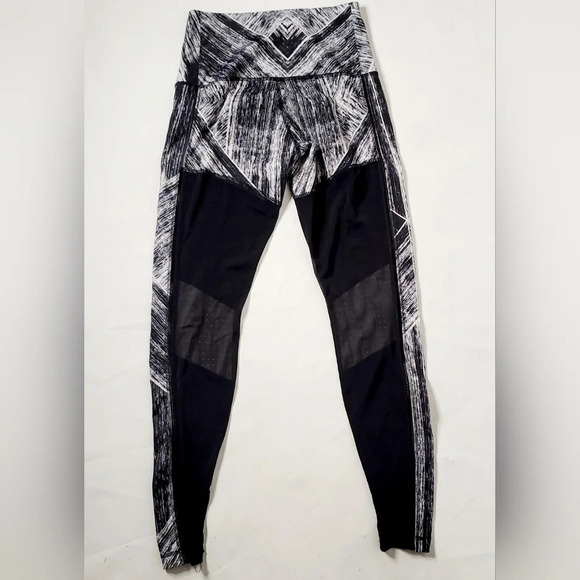 Lululemon Mesh Printed High Rise Full Legging Sz 6 - Picture 2 of 8